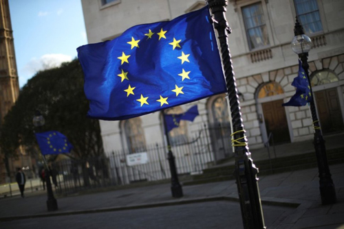 EU với những 'mối tơ vò'